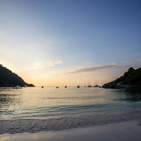 Ban Raya Resort And Spa Koh Racha Yai Exterior photo