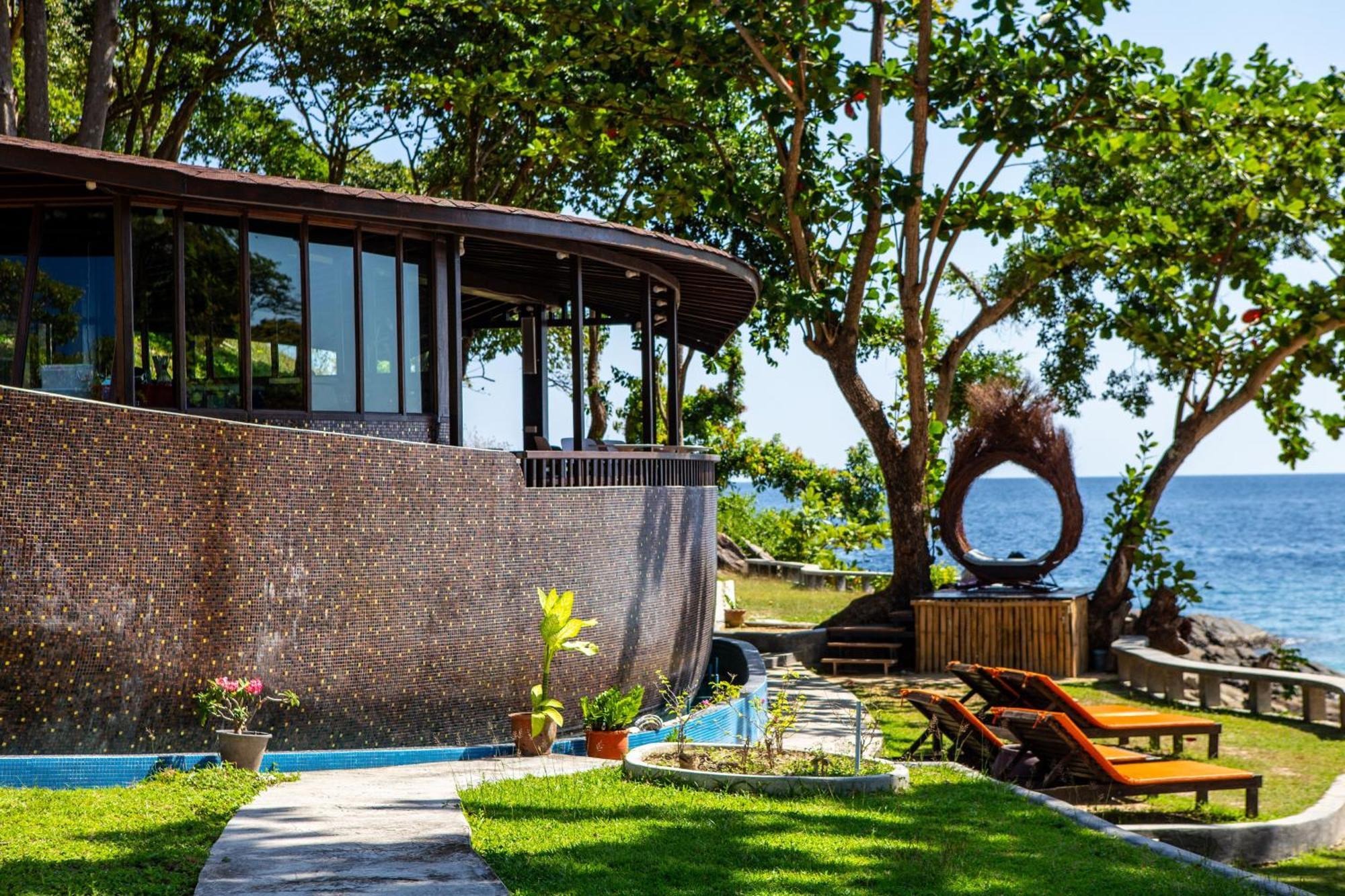 Ban Raya Resort And Spa Koh Racha Yai Exterior photo