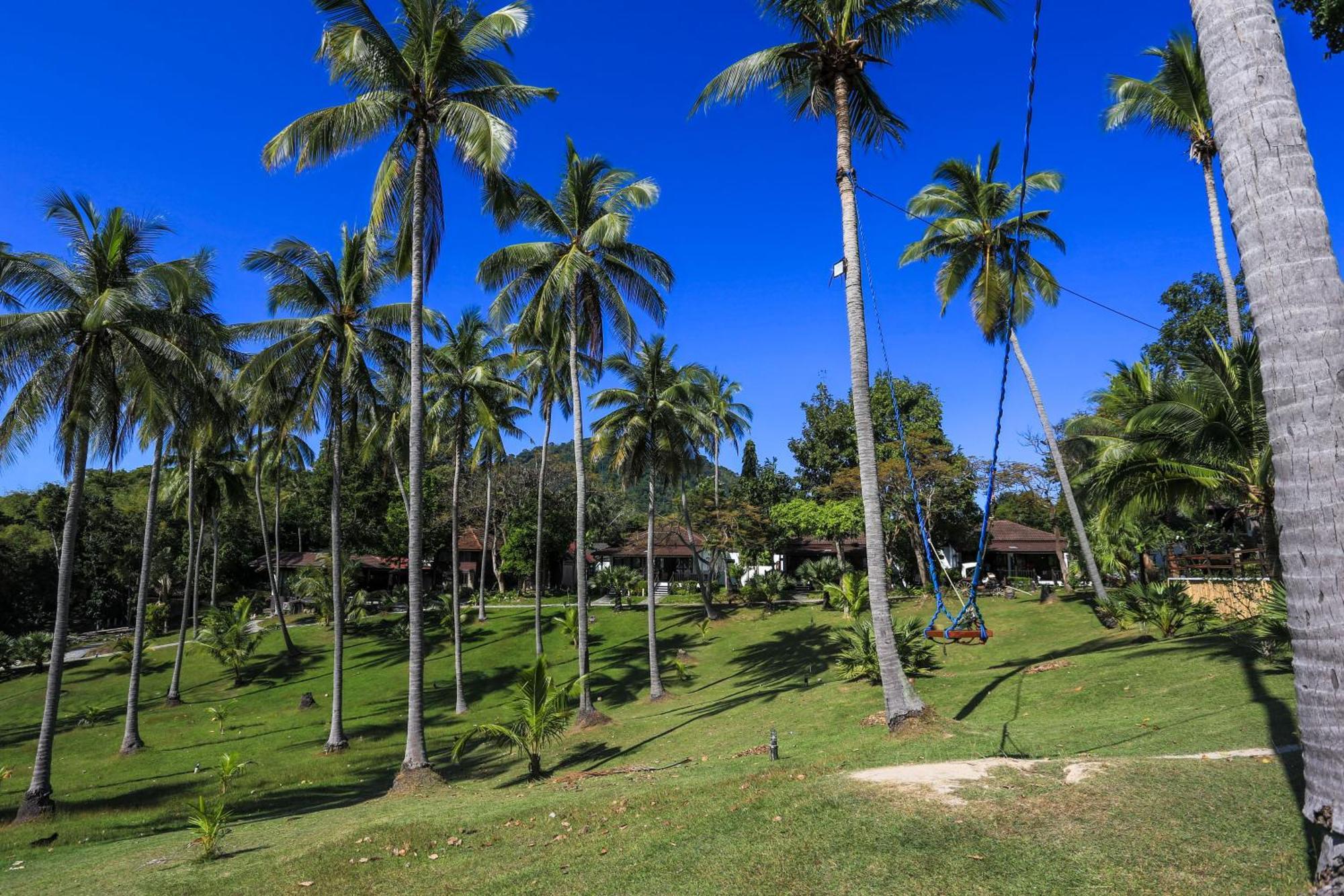Ban Raya Resort And Spa Koh Racha Yai Exterior photo