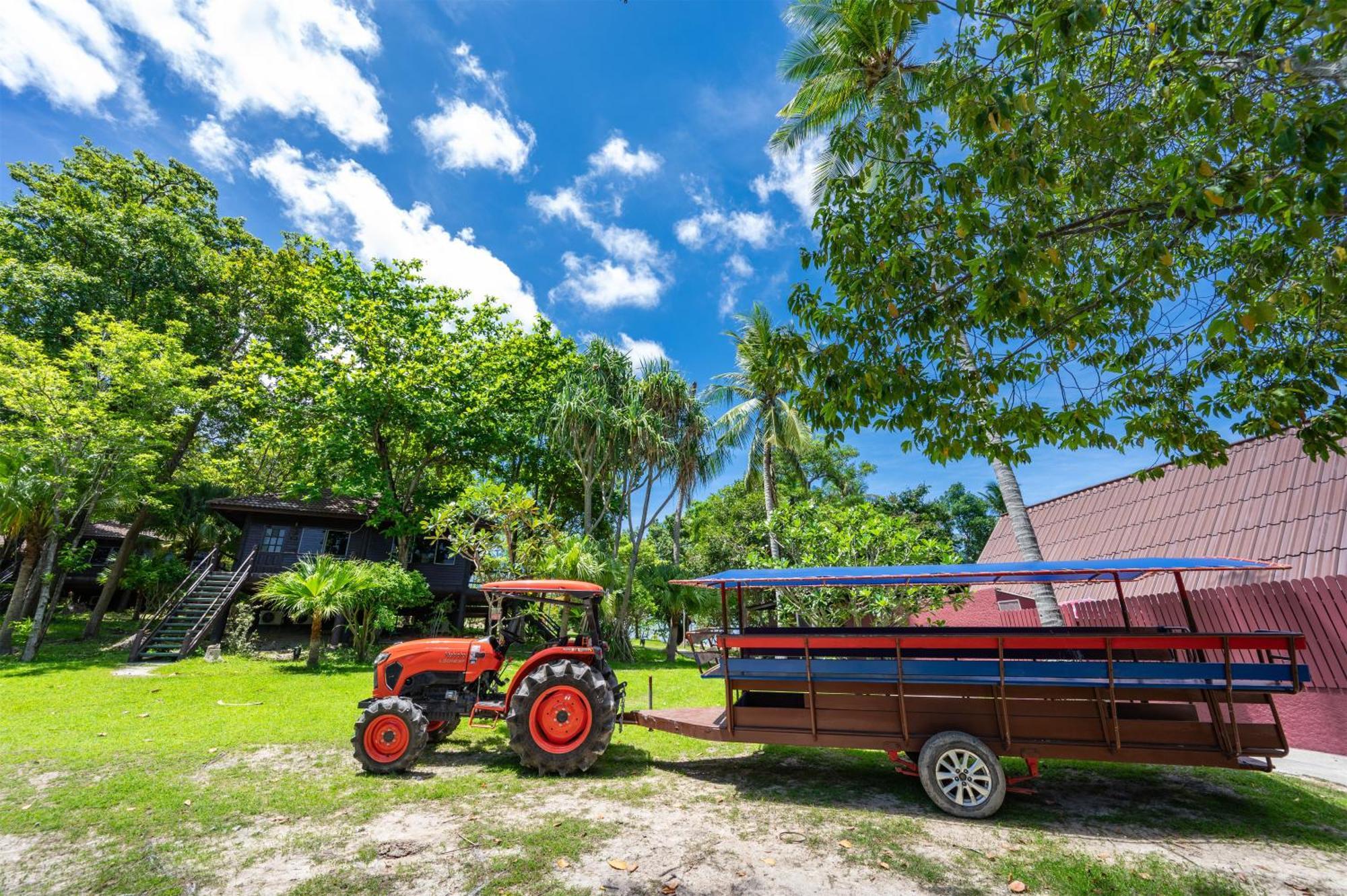 Ban Raya Resort And Spa Koh Racha Yai Exterior photo